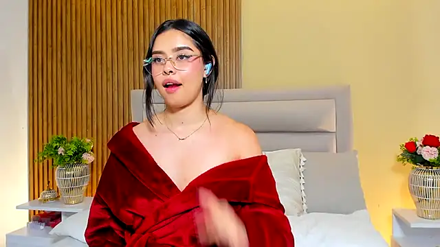 CristalMayson live sex cam