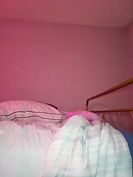 oliviaprettypussy webcam