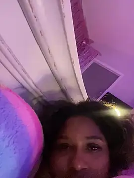 terrestrial-mermaid - Terrestrial-mermaid's free webcam - UK Sex Cams