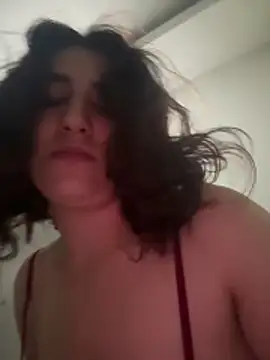 efsunlandiniz - Efsunlandiniz's free webcam - UK Sex Cams