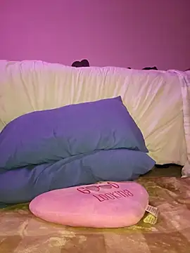 oliviaprettypussy webcam