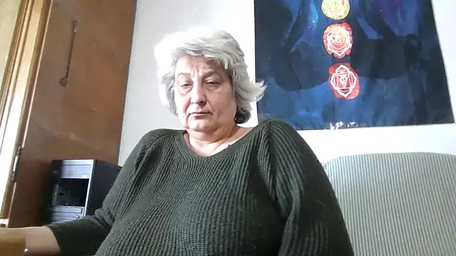 ExquisiteMature webcam