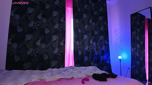 AnnexedPistol webcam