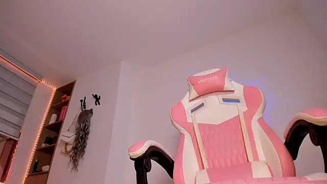 AngelaClarke520 webcam