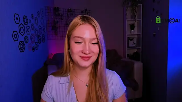 playful_sophie webcam