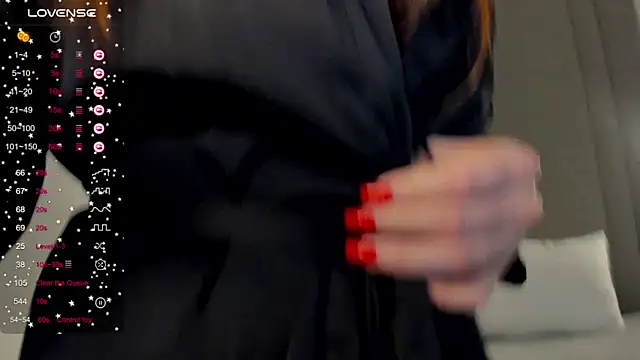 mikabloom - MikaBloom's free webcam