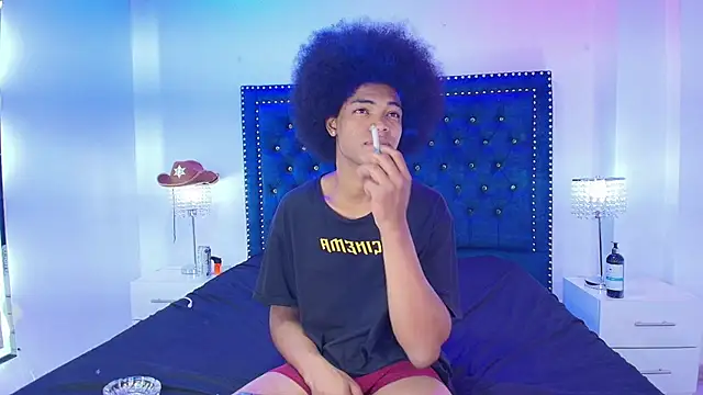 Cristal_and_luke webcam