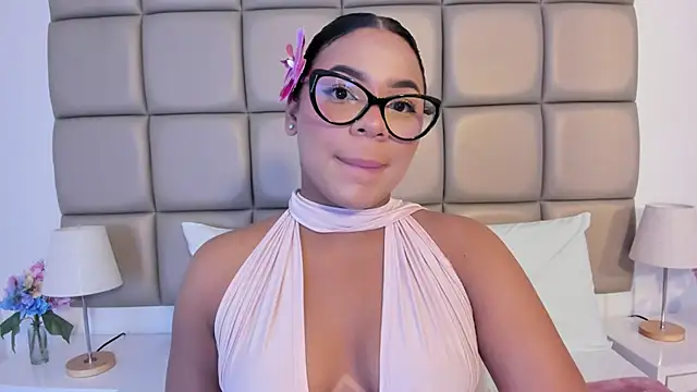 lilly_williamss - Lilly_williamss's free webcam - UK Sex Cams