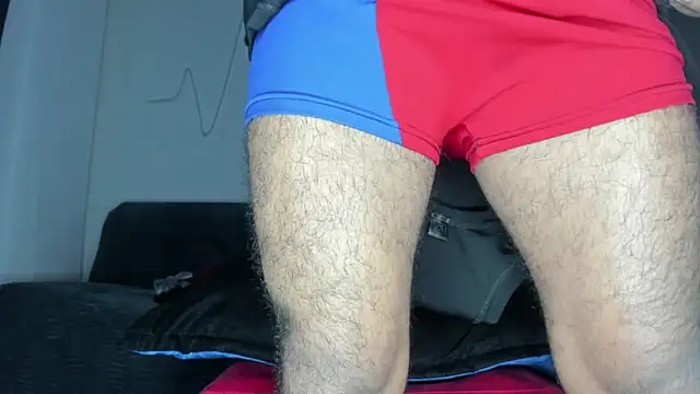 sweatyhairypig23 webcam