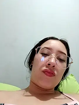 bellaj_03 webcam
