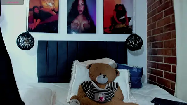 kyliejenner_hot webcam