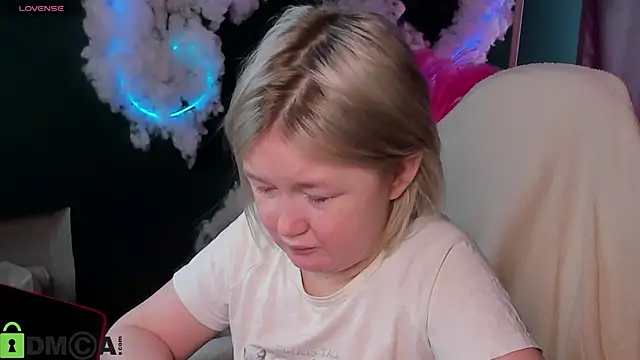 Sara_Robinson webcam