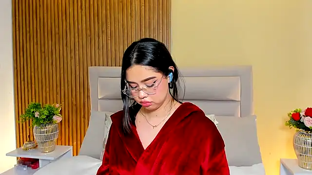 CristalMayson webcam