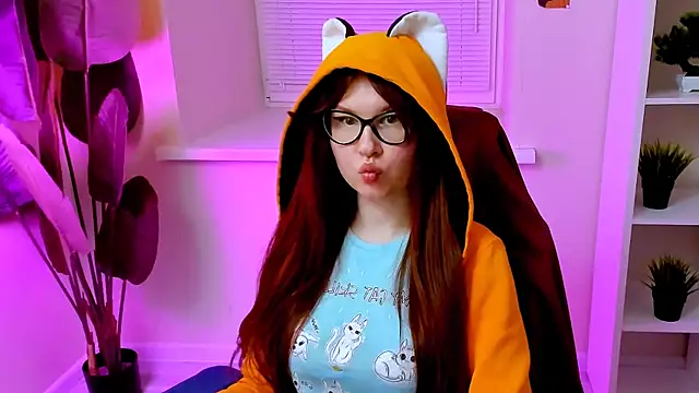 carolgiggly - CarolGiggly's free webcam - UK Sex Cams