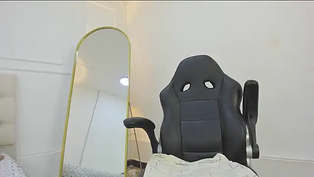 charlotte_dante212 webcam