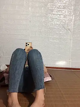 Writhing_First webcam