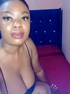 Luciouslips00 webcam