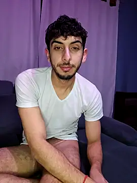 leoynicky98 - LeoyNicky98's free webcam - UK Sex Cams