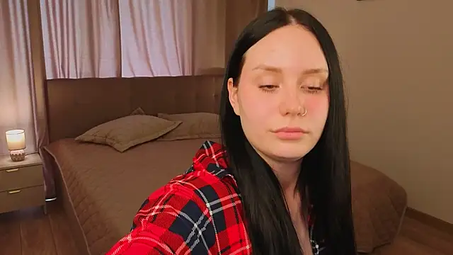 DeloresSaberi webcam