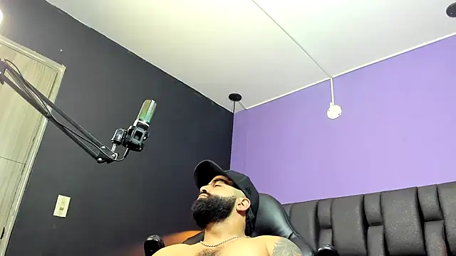 Lyon_vach's live cam