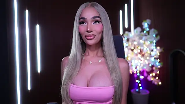 xxforyoureyesonlyxx webcam