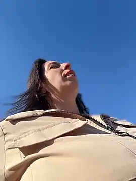 Almmaxxxx's Stripchat show and profile