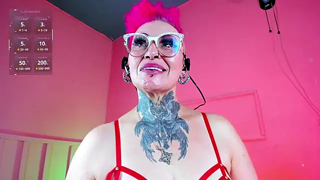 MATURE_HARDCORE webcam