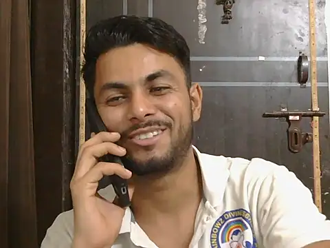 Stubborndesiboy webcam