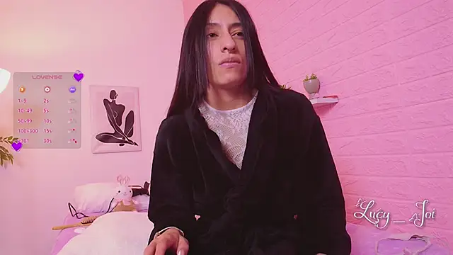 Lucyanajoi webcam