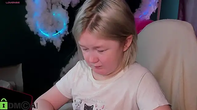 Sara_Robinson webcam