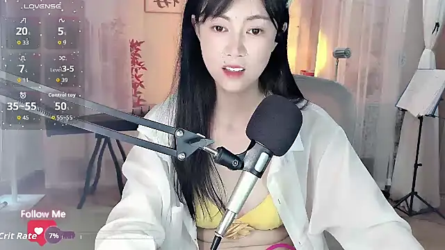 美女noomi-1111在线直播