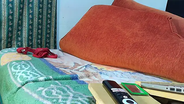 kendalkitty1 (F milf) - fuck my ass