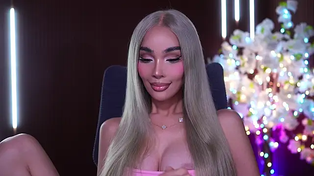 xxforyoureyesonlyxx webcam