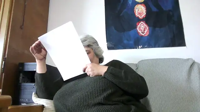 ExquisiteMature webcam