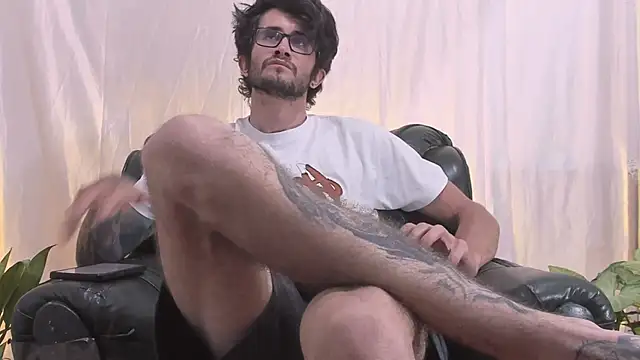 Loggan_donnelly webcam