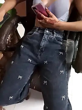 Webcam Model (Nisha_baby4)  is live.Free join now!