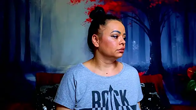 ElizabethEven webcam