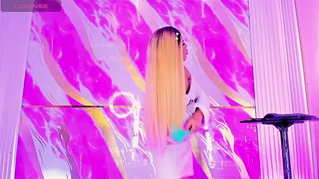 Melanny_Brats webcam