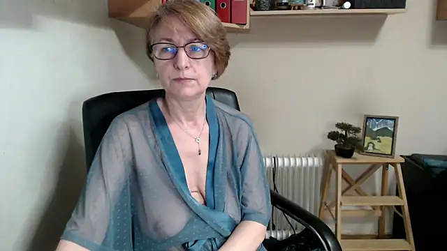 katemodel webcam