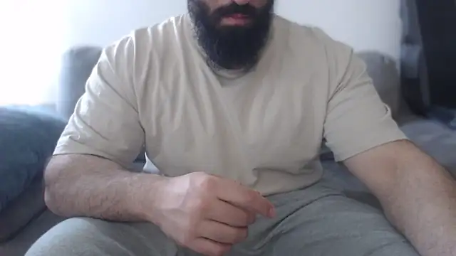 hugemachohandsome webcam