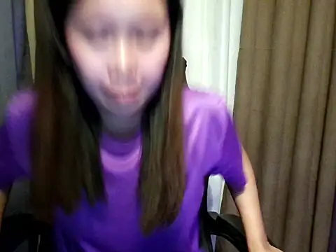 lovelysluttyxx webcam