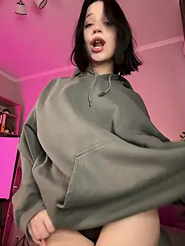 YourLittleDevil webcam