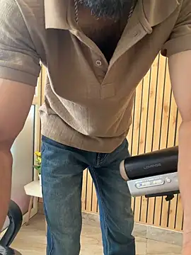 SirControlsYou webcam