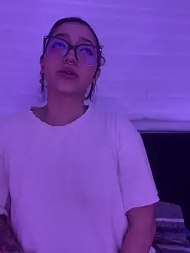 LilithMonette webcam