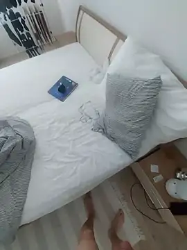 elvezzukegyutt33 webcam