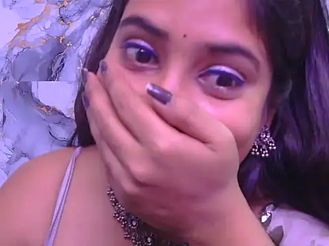 Aayesha-queen webcam