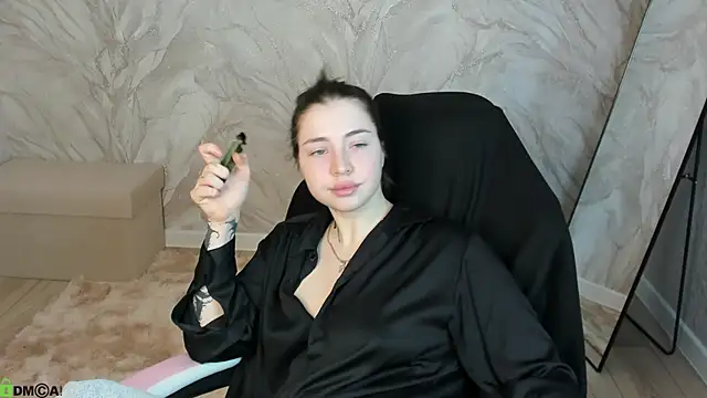 honey_cherrry webcam