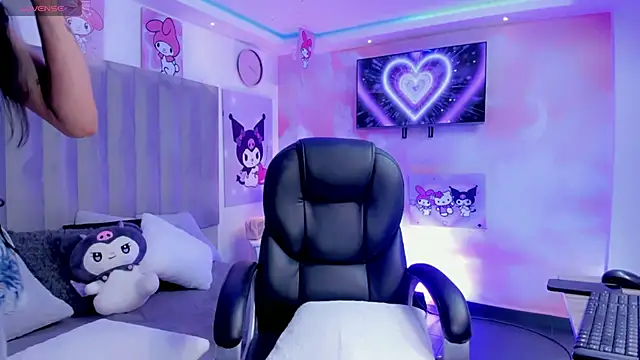 Alejandra_Velarie webcam