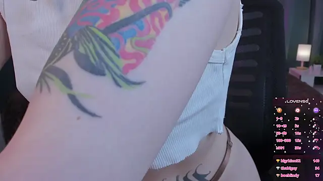 tattoo_art_baby webcam