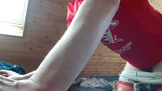 str8boyy - Str8boyy's free webcam - UK Sex Cams